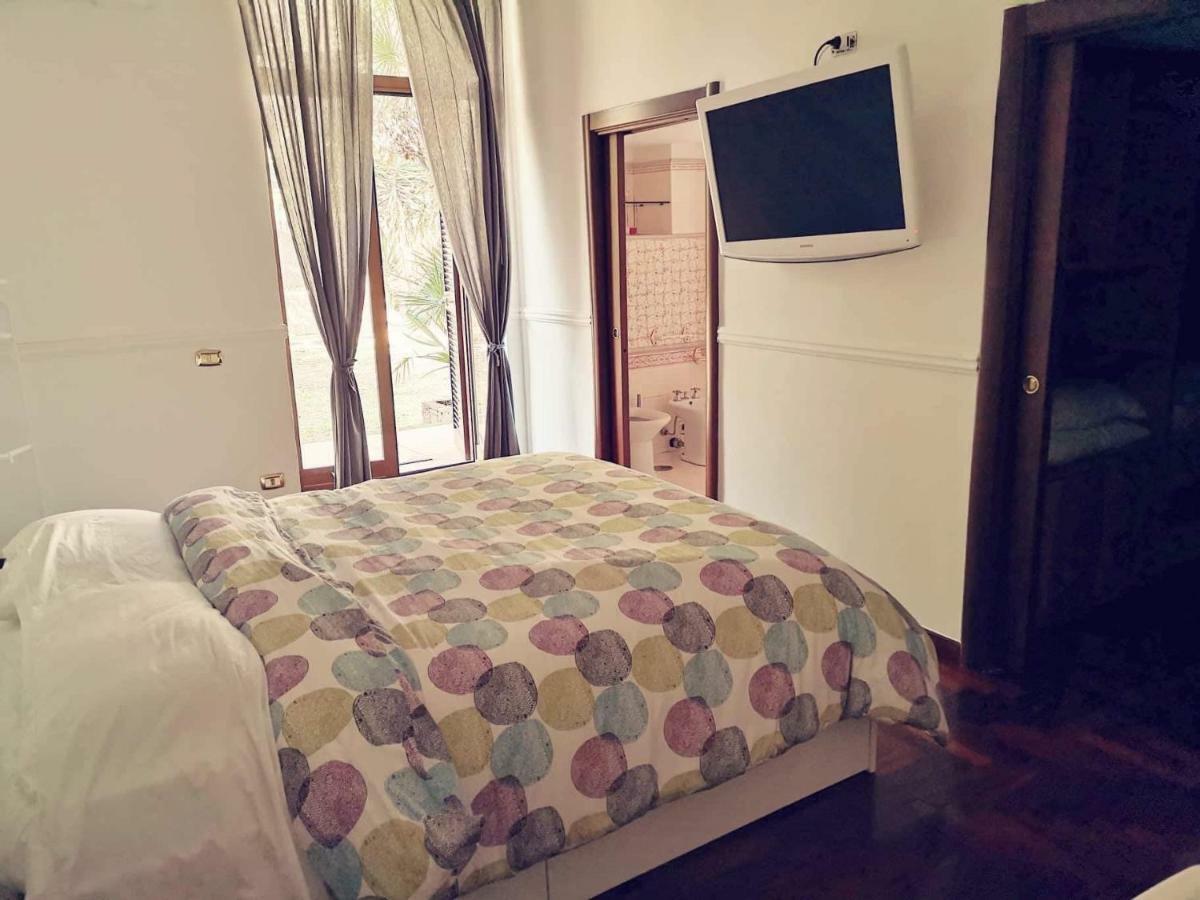 B&B Napoli Gefran Luaran gambar